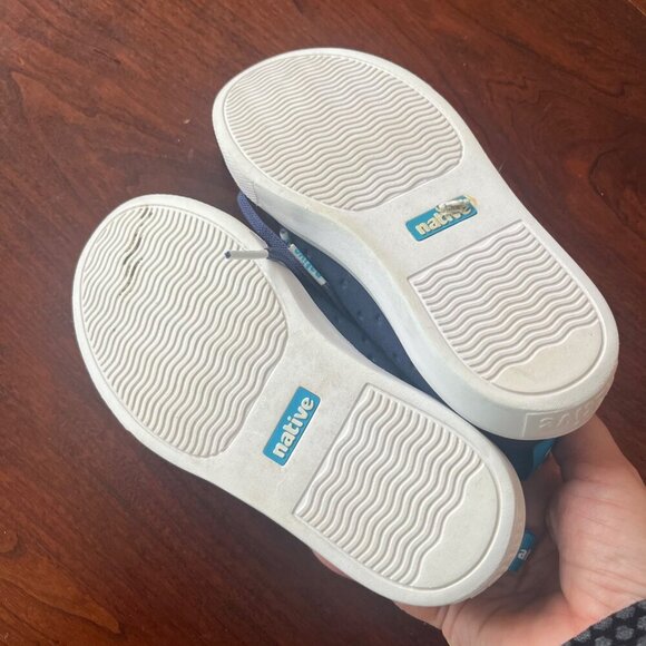 Native Keep It Light Shoes Size 12 Navy Blue Perforated Slip-On Sneakers With Wh - Picture 5 of 6